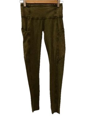 Lululemon High Rise Leggings Olive Green Size 4 Crinkle Texture Side Pockets